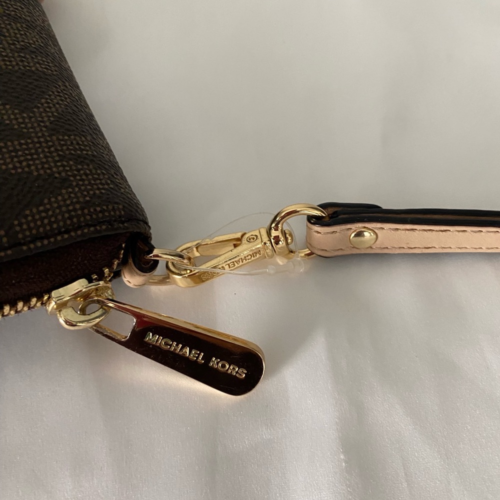 Michael Kors Grayson Satchel With matching wallet - Picture 6 of 12